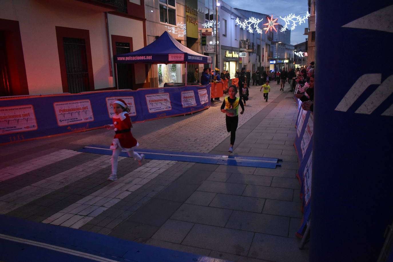 Fotos: La San Silvestre Miajadeña fue de las primeras en despedir el 2023