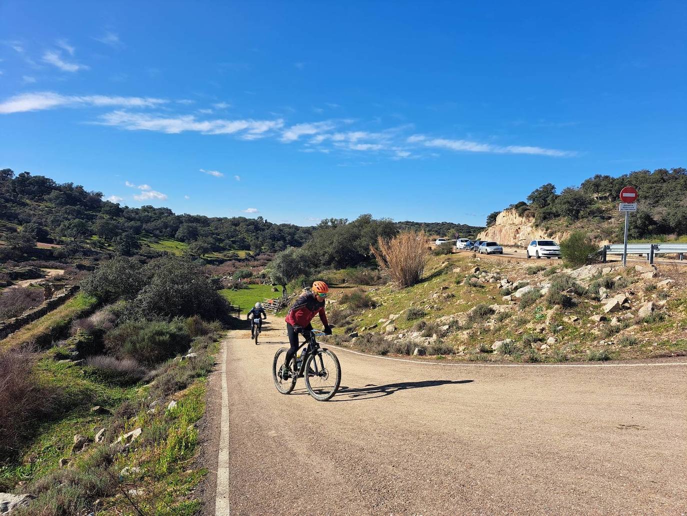 Miajadas volvió a convertirse un año más en punto referente del ciclismo con su famosa prueba Titán de los Ríos, congregando lo mejor del panorama nacional en un paraje natural incomparable. 