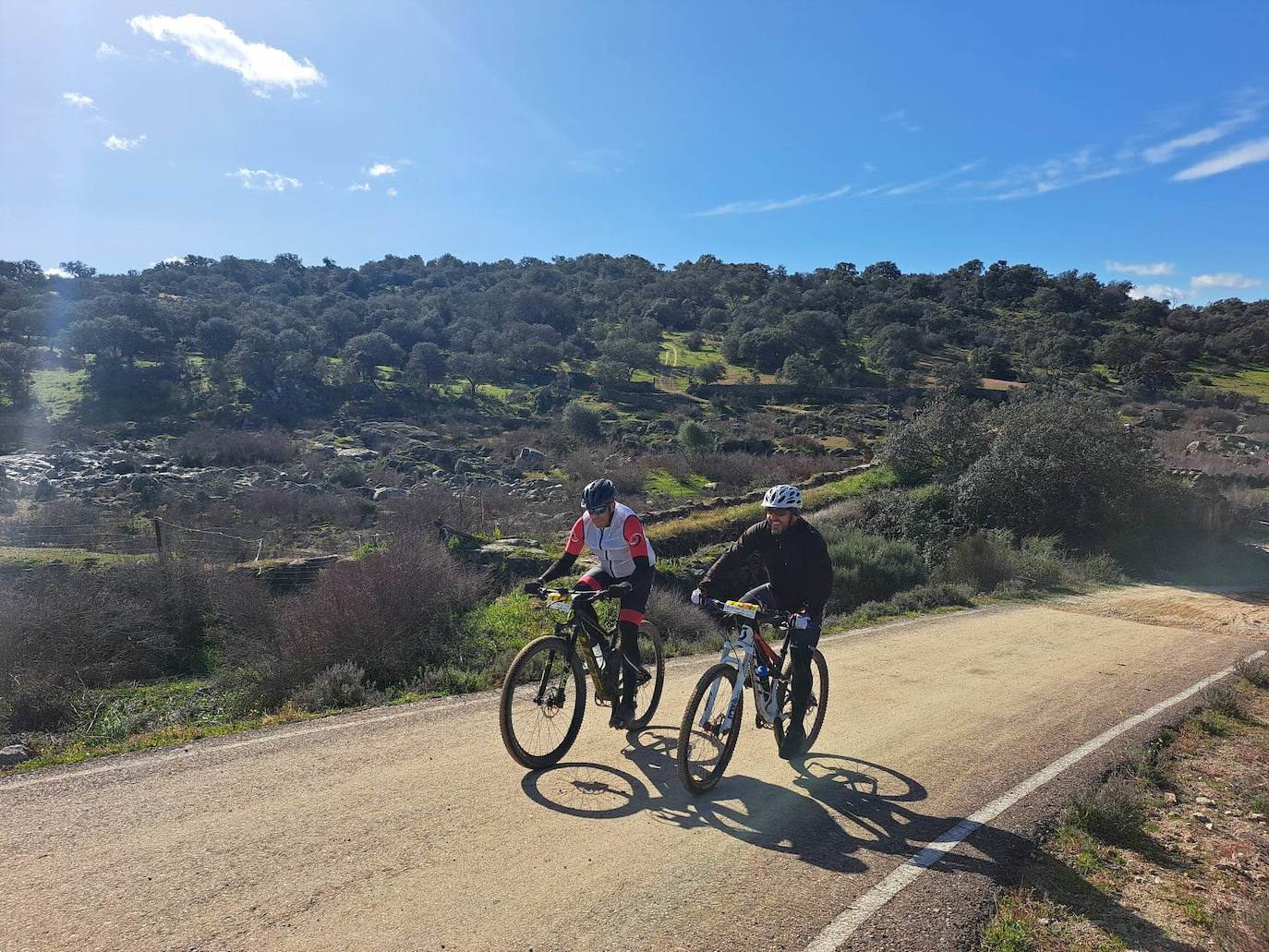 Miajadas volvió a convertirse un año más en punto referente del ciclismo con su famosa prueba Titán de los Ríos, congregando lo mejor del panorama nacional en un paraje natural incomparable. 