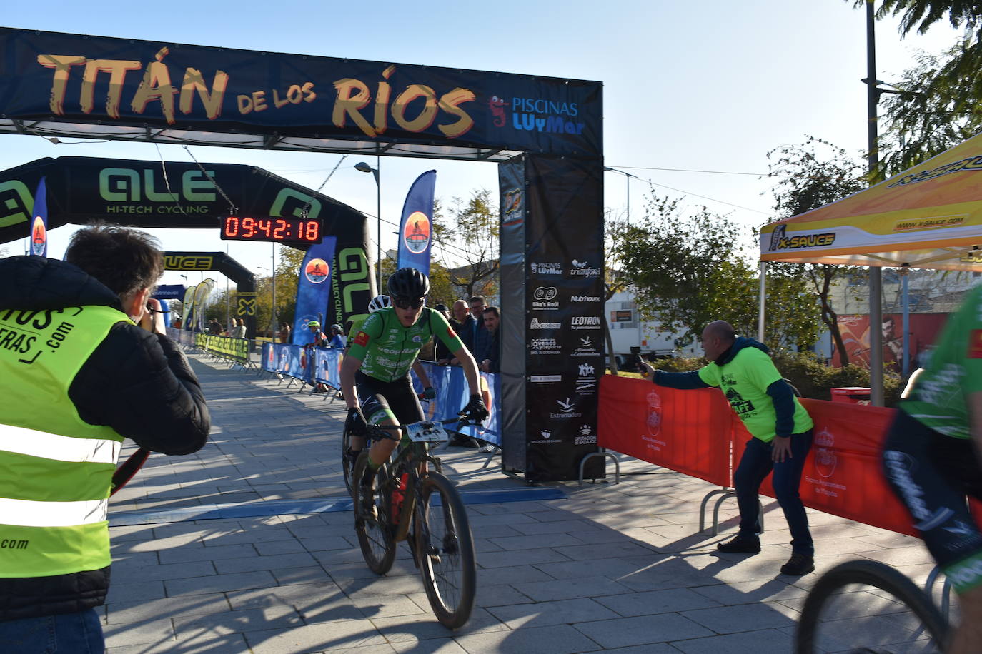 Miajadas volvió a convertirse un año más en punto referente del ciclismo con su famosa prueba Titán de los Ríos, congregando lo mejor del panorama nacional en un paraje natural incomparable. 