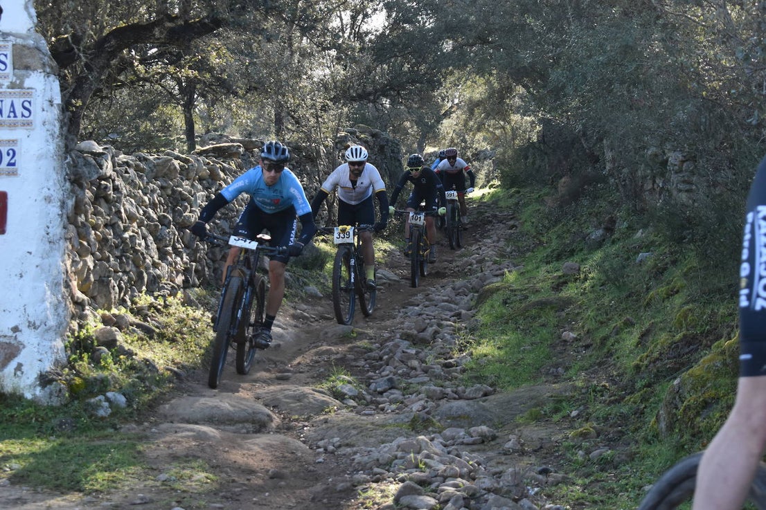 Miajadas volvió a convertirse un año más en punto referente del ciclismo con su famosa prueba Titán de los Ríos, congregando lo mejor del panorama nacional en un paraje natural incomparable. 