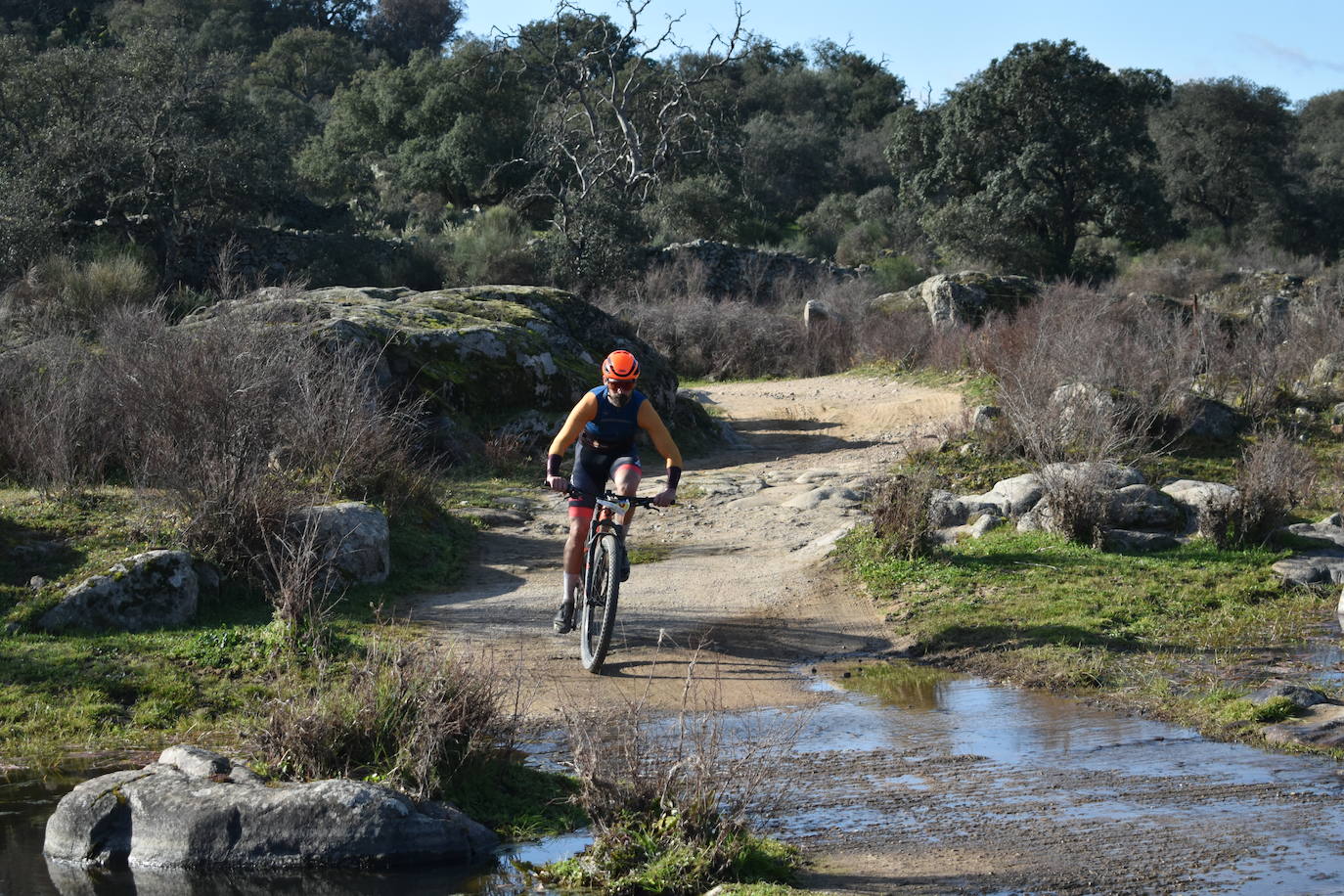 Miajadas volvió a convertirse un año más en punto referente del ciclismo con su famosa prueba Titán de los Ríos, congregando lo mejor del panorama nacional en un paraje natural incomparable. 