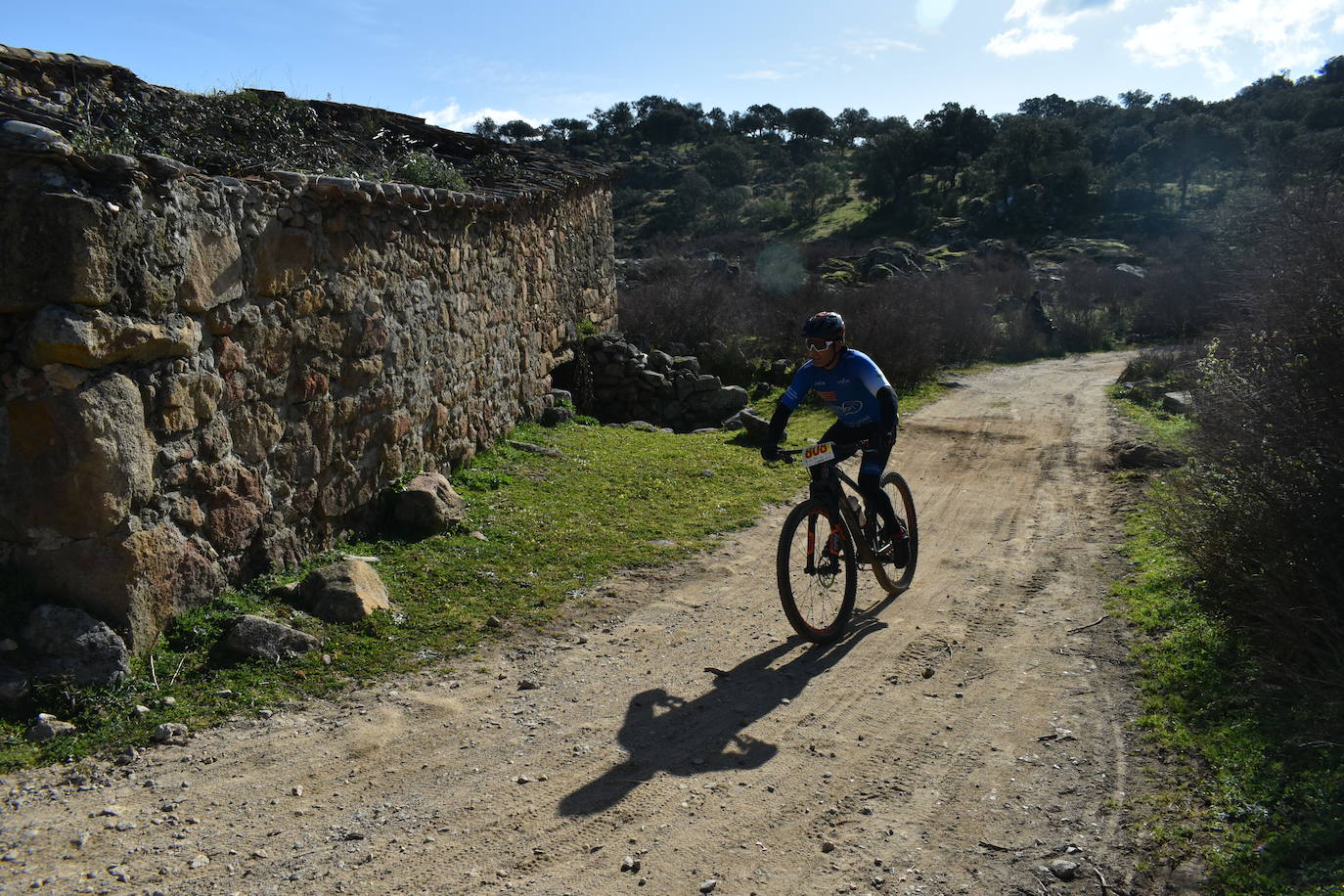 Miajadas volvió a convertirse un año más en punto referente del ciclismo con su famosa prueba Titán de los Ríos, congregando lo mejor del panorama nacional en un paraje natural incomparable. 