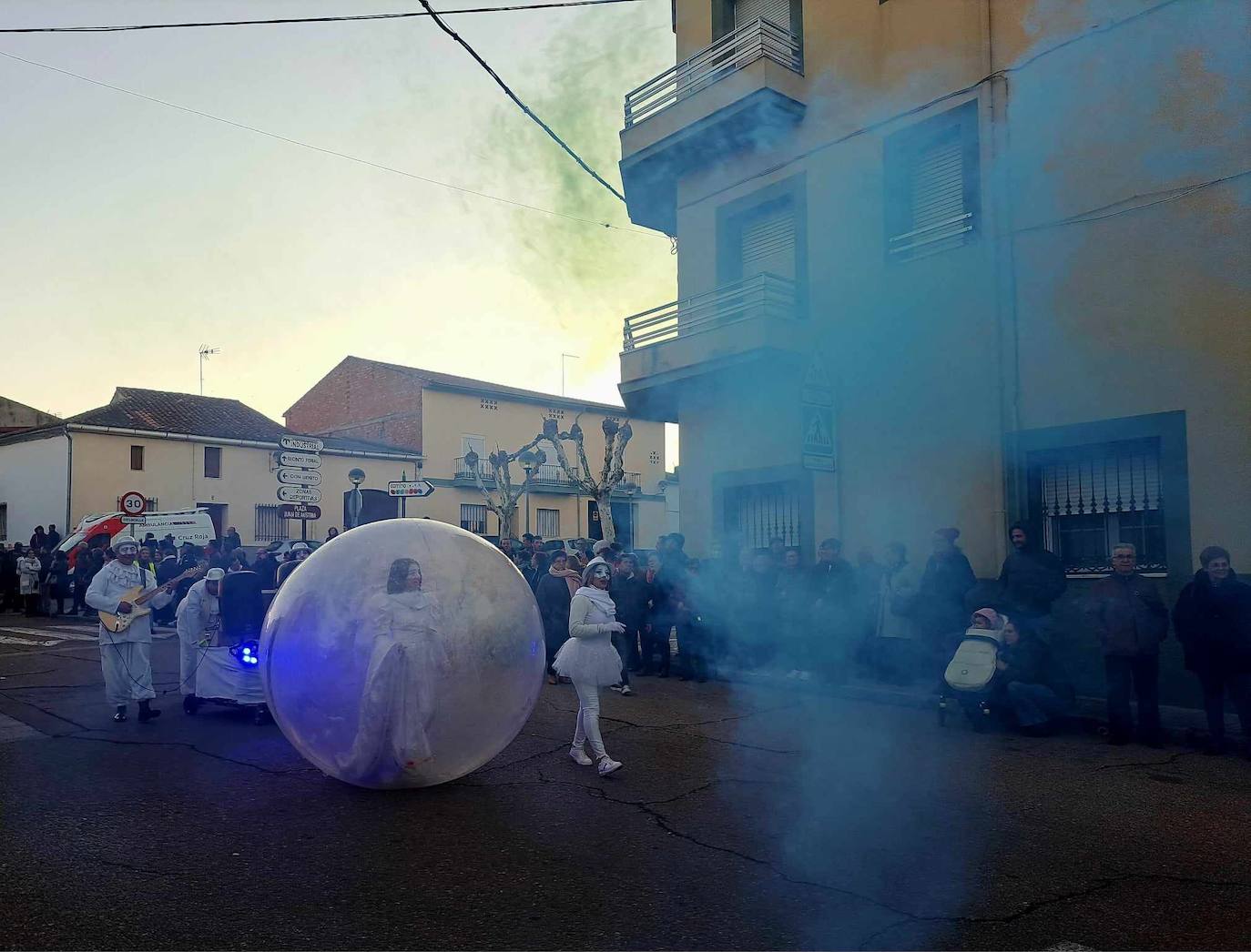 FOTOS: La magia de la Cabalgata de Reyes Magos recorrió las calles de Miajadas