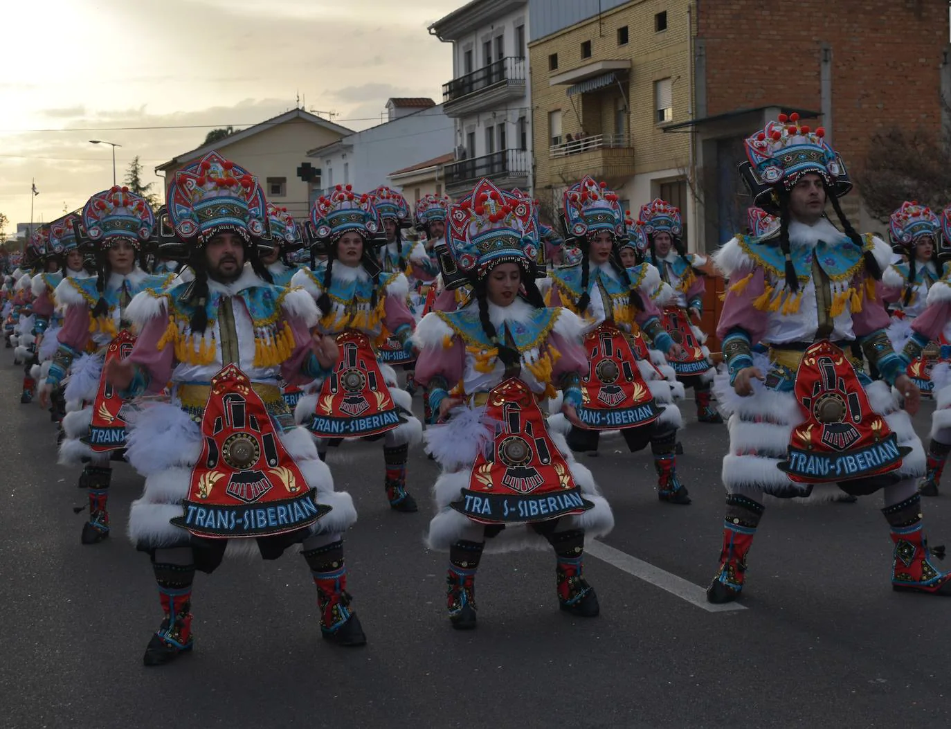 Comparsa 'Los Colegas' durante el desfile de Carnaval del pasado año.