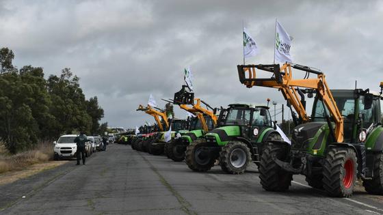 Una tractorada partirá de Miajadas hacia Madrid para pedir medidas de apoyo al sector agrario