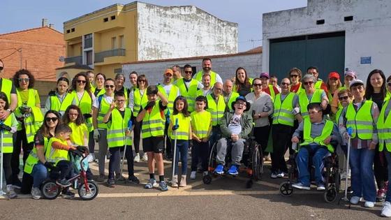 AD Voleibol y Miajadas Incluye recogieron 252 kilos de basuraleza