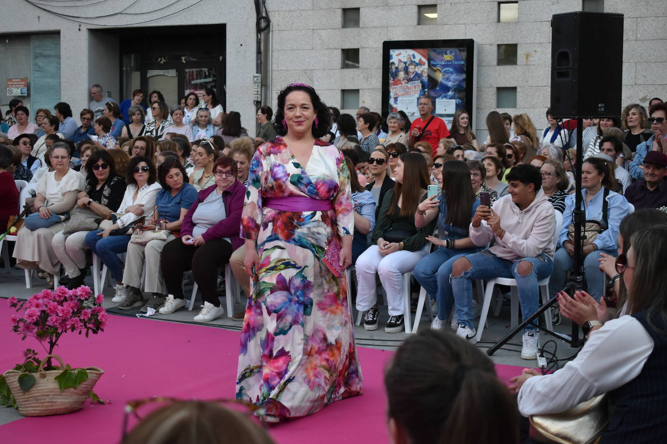 FOTOS: 'Miajadas está de moda… y de fiesta' con los mejores diseños para eventos (2ª parte)