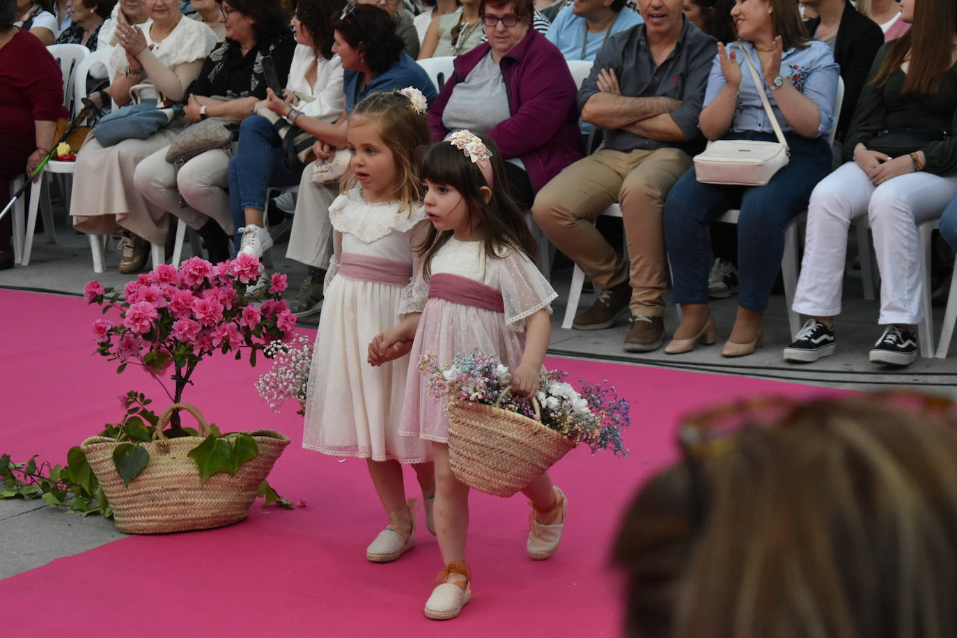 FOTOS: 'Miajadas está de moda… y de fiesta' con los mejores diseños para eventos (2ª parte)