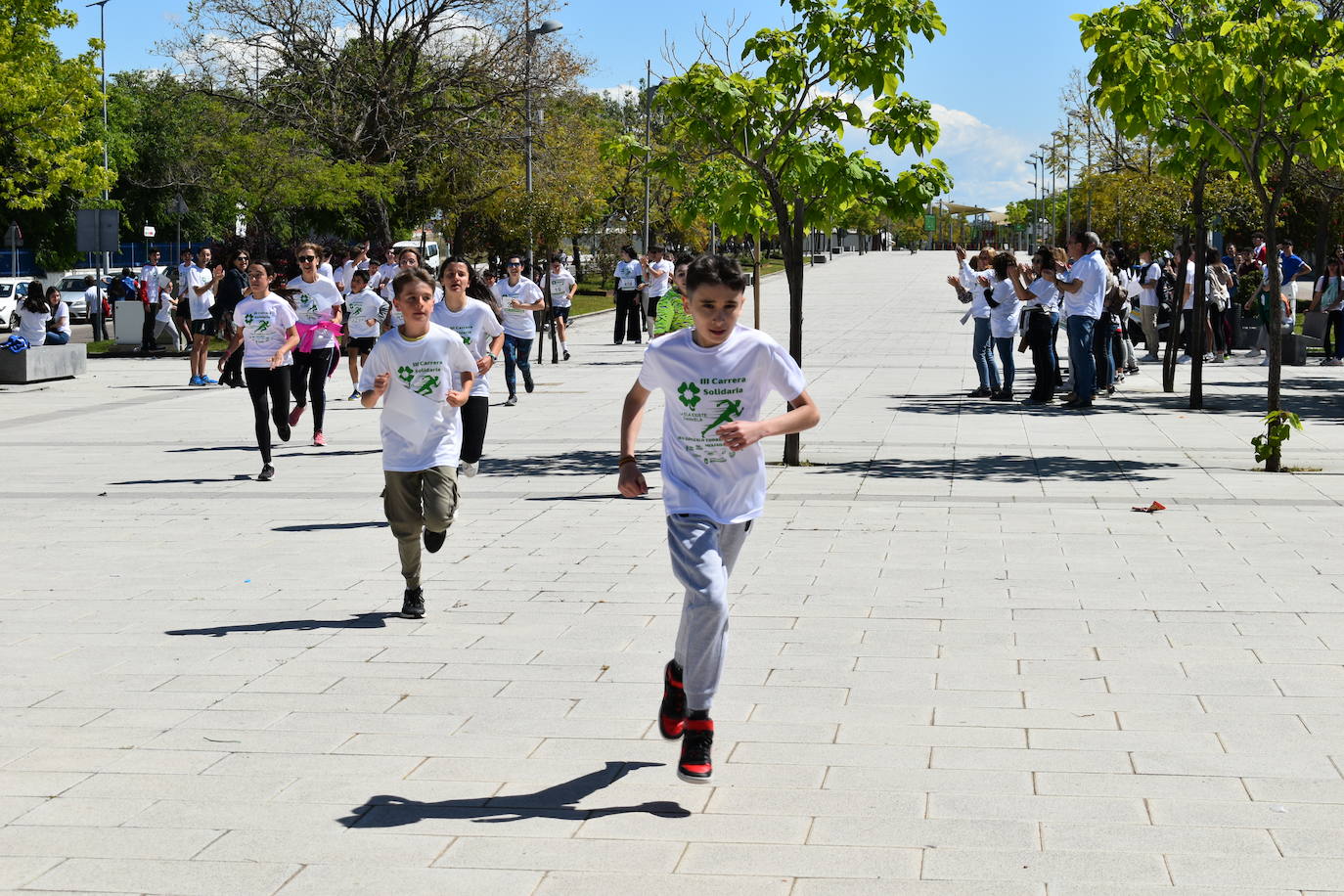 Fotos: El Torrente Ballester y San Martín de Porres corren juntos por la ELA