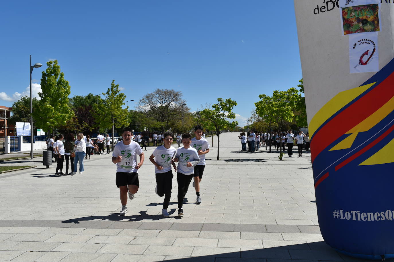 Fotos: El Torrente Ballester y San Martín de Porres corren juntos por la ELA