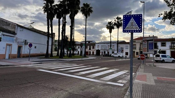 Señales luminosas en los pasos de cebra para mayor seguridad de los peatones