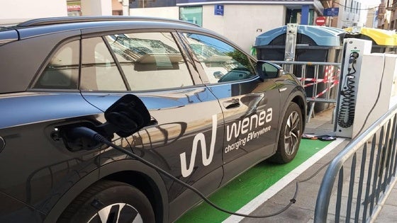 Los vehículos eléctricos ya pueden hacer uso de cinco puntos de recarga en Miajadas