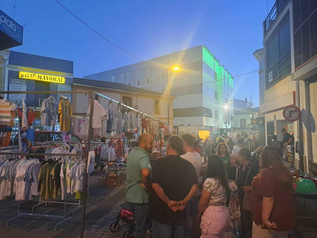 FOTOS: La moda se hace con la noche miajadeña