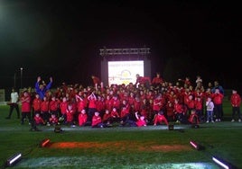 Foto de familia de las categorías de la Escuela de Fútbol Miajadas.