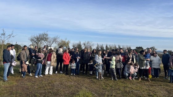 70 vecinos familias de Miajadas, Alonso de Ojeda y Casar de Miajadas siembran vida
