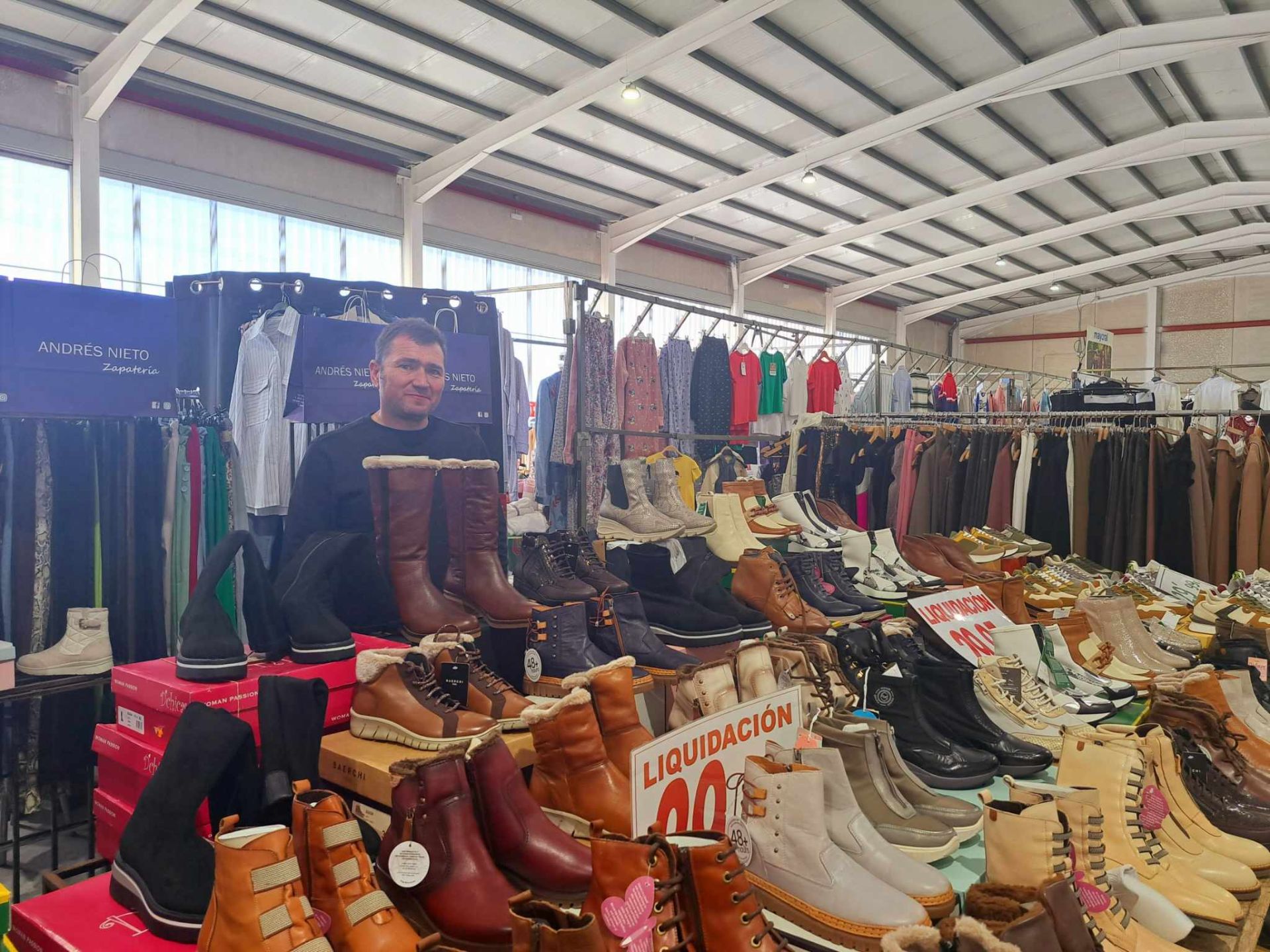 FOTOS: La Feria del stock de invierno en Miajadas vuelve a ser un éxito