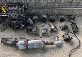 Piezas recuperadas de los dos robos.