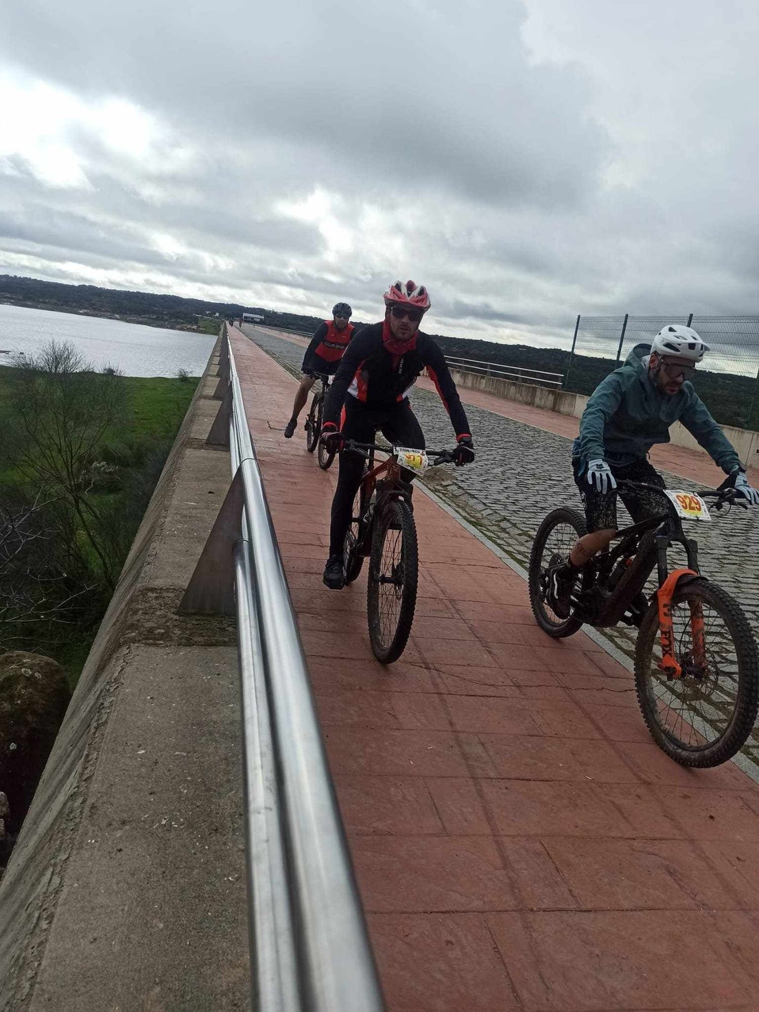 Fotos: Lo mejor del ciclismo en la Titán de los Ríos 2025