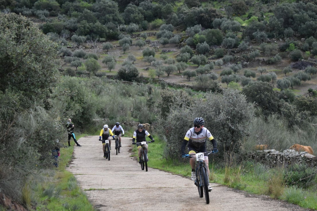 Fotos: Lo mejor del ciclismo en la Titán de los Ríos 2025