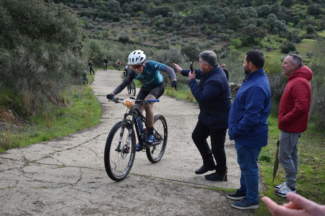 Fotos: Lo mejor del ciclismo en la Titán de los Ríos 2025