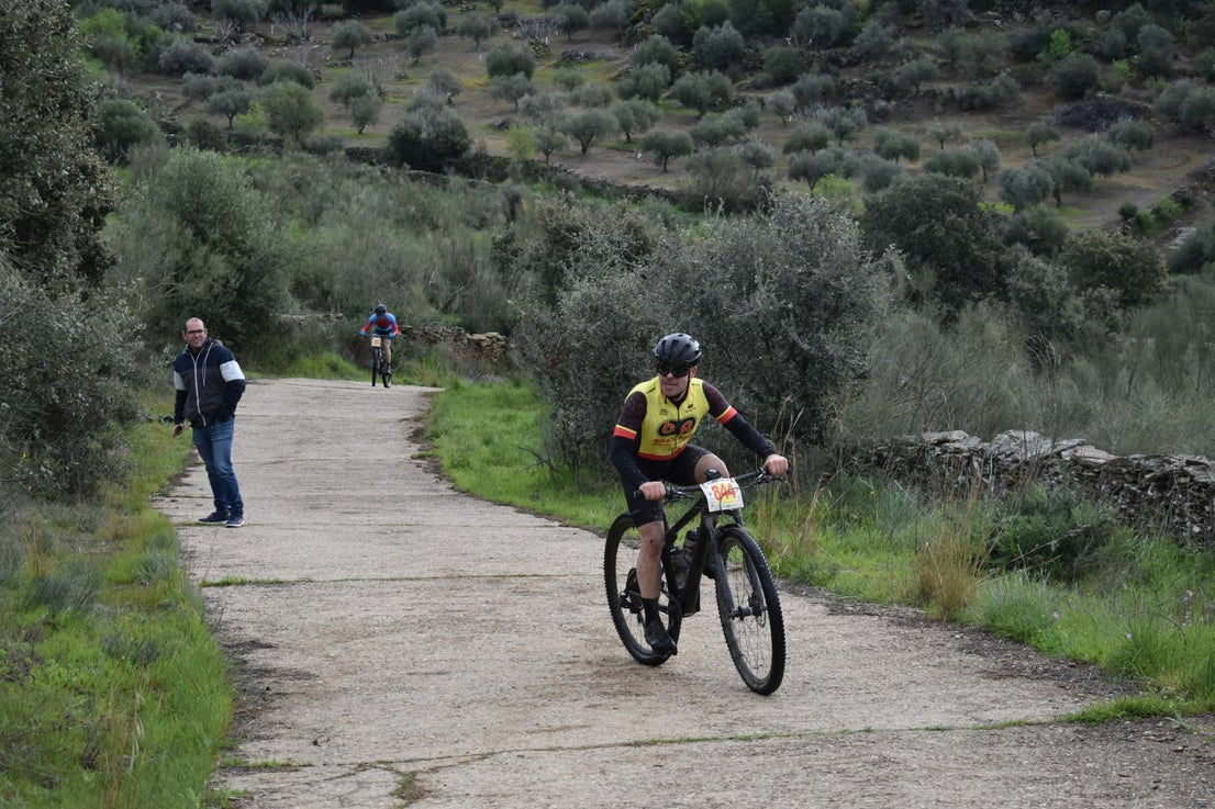 Fotos: Lo mejor del ciclismo en la Titán de los Ríos 2025