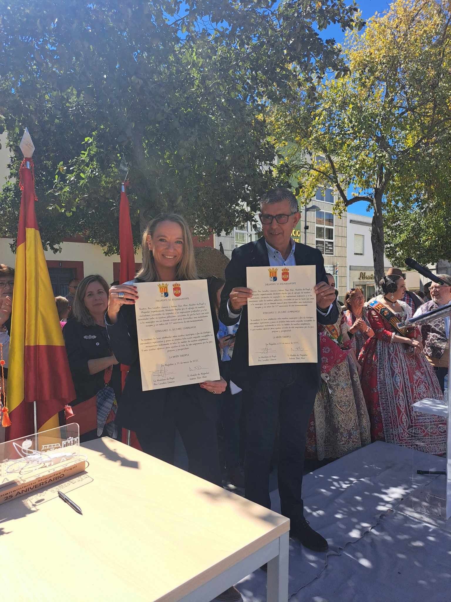 Fotos: Fin de semana inolvidable en Miajadas con sus hermanos de Puçol