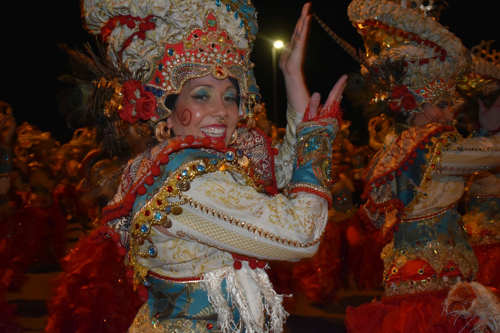 Fotos: 18 comparsas hicieron vibrar en la VI Convivencia Carnavalera de Miajadas