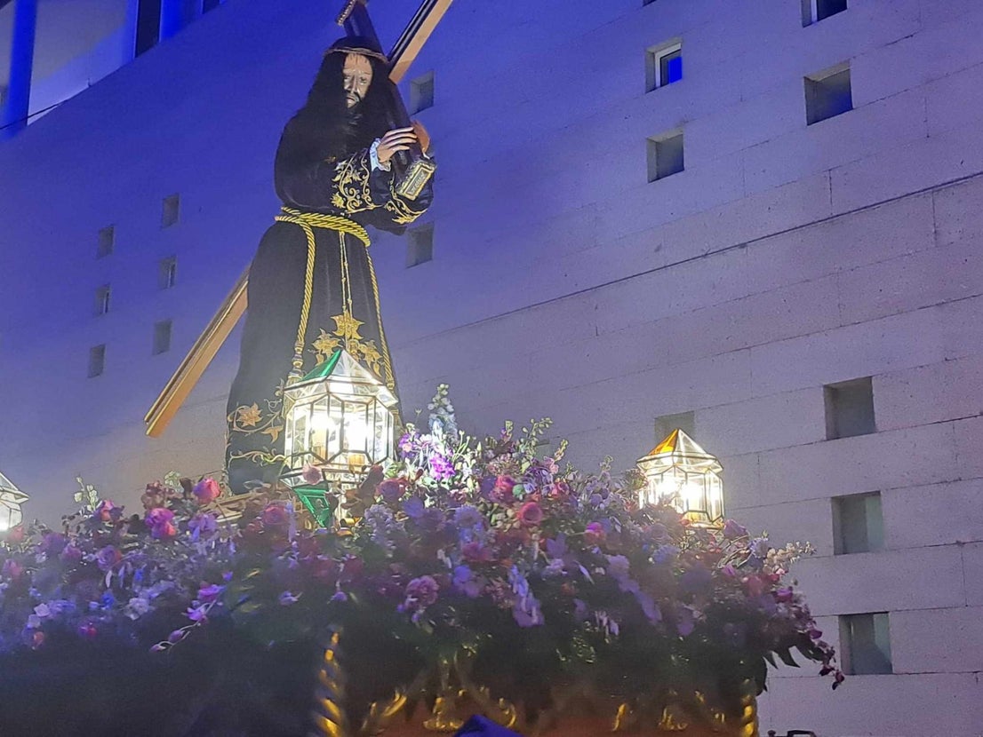 Fotos: Procesión de la 'Oración en el huerto de los olivos', el 'Cristo amarrado a la columna' y 'Jesús Nazareno'