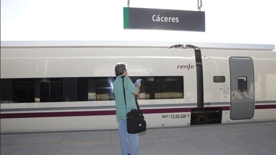 Autovías y trenes, las grandes promesas para mejorar la economía y frenar la pérdida de población