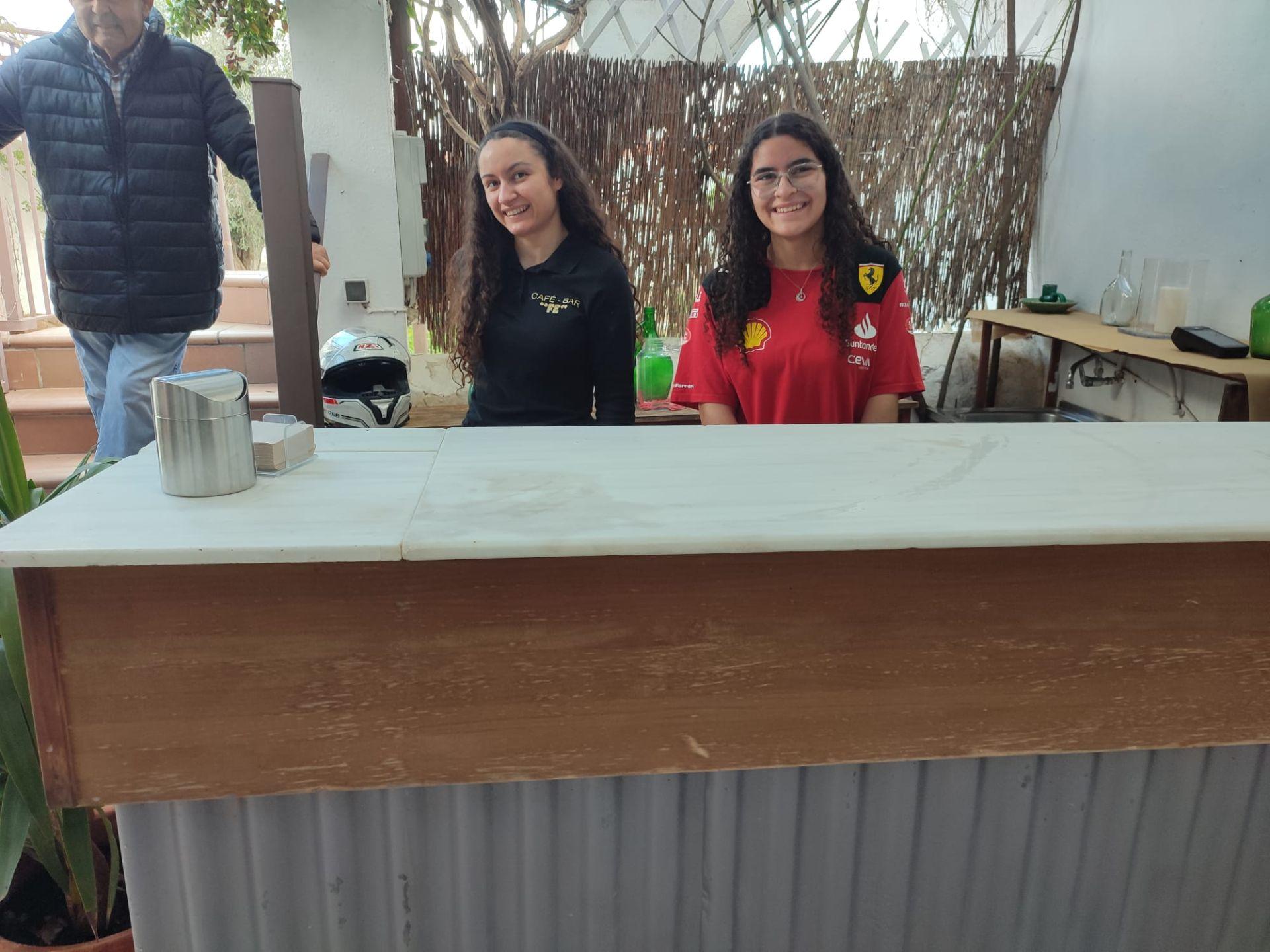 Alrededor de un centenar de moteros disfrutaron con las Migas Kojoneras