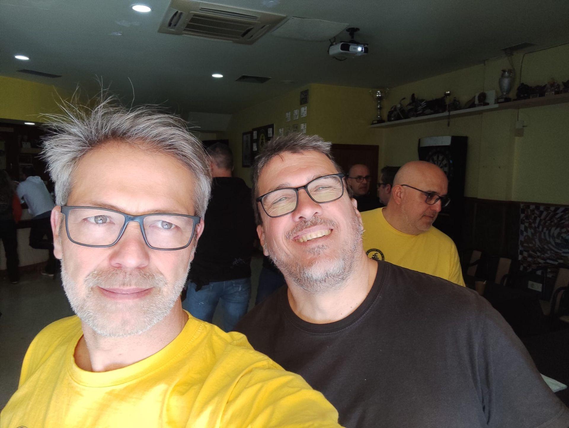 Alrededor de un centenar de moteros disfrutaron con las Migas Kojoneras