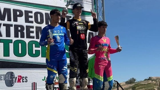 Victoria para Samuel Tapia en la segunda carrera del campeonato Extremeño de Motocross, celebrada en Mérida