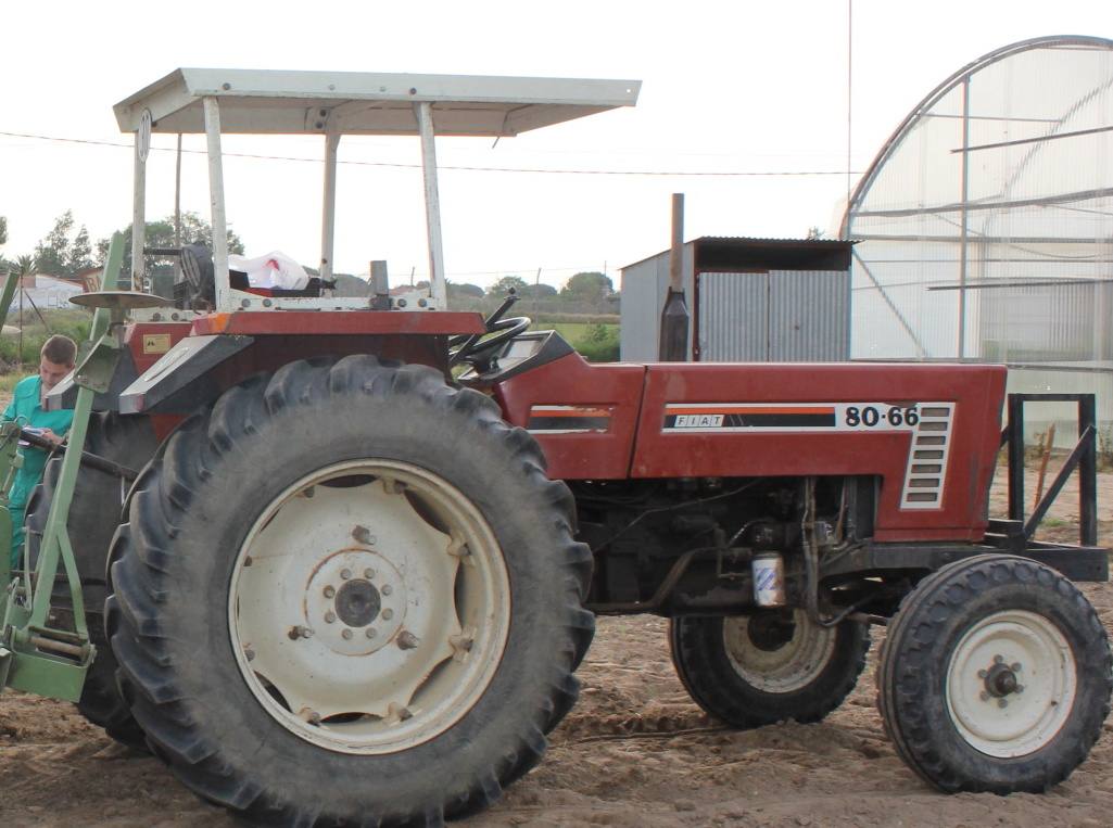 Foto de archivo de un tractor 