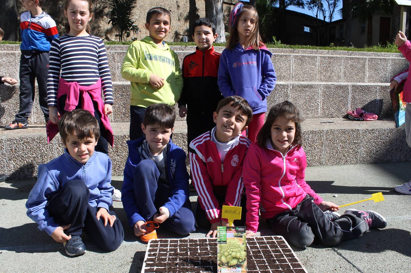 Alumnos del colegio participantes en la actividad. 