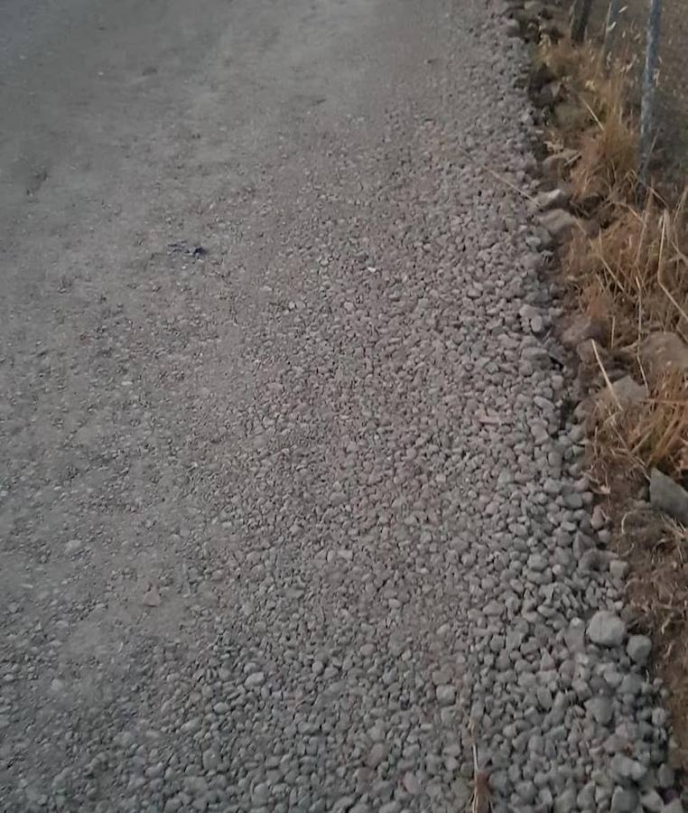 Hormigón reciclado utilizado en la calle para evitar el barro en invierno. 