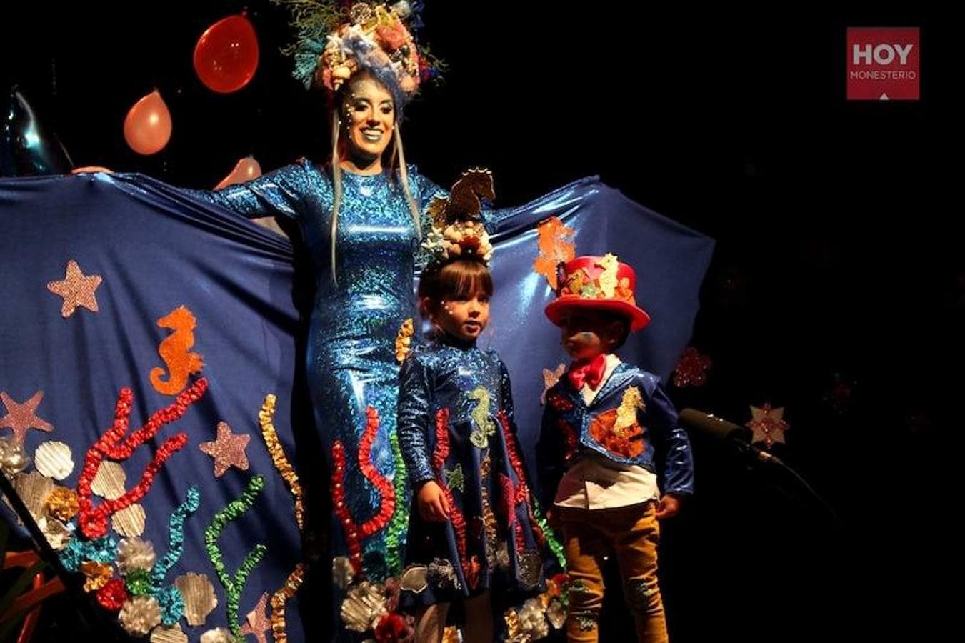 Gloria Bayón y Nieves Cháves fueron las encargadar de pronunciar el pregón de este año, que tuvo una temática marina. A continuación tuvieron lugar las actuaciones del humorista Fernando Bernal y de la chirigota gaditana 'Los Molinas', bajo el tipo 'Los Morosos'