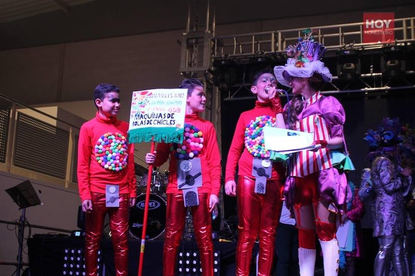 El jurado lo tuvo muy complicada dada la alta participarción y la lcalidad de los disfraces