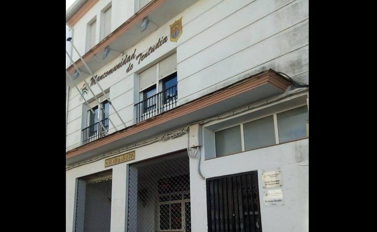 Edificio en el que se ubica el Servicio de Atención Social de Base de Monesterio 
