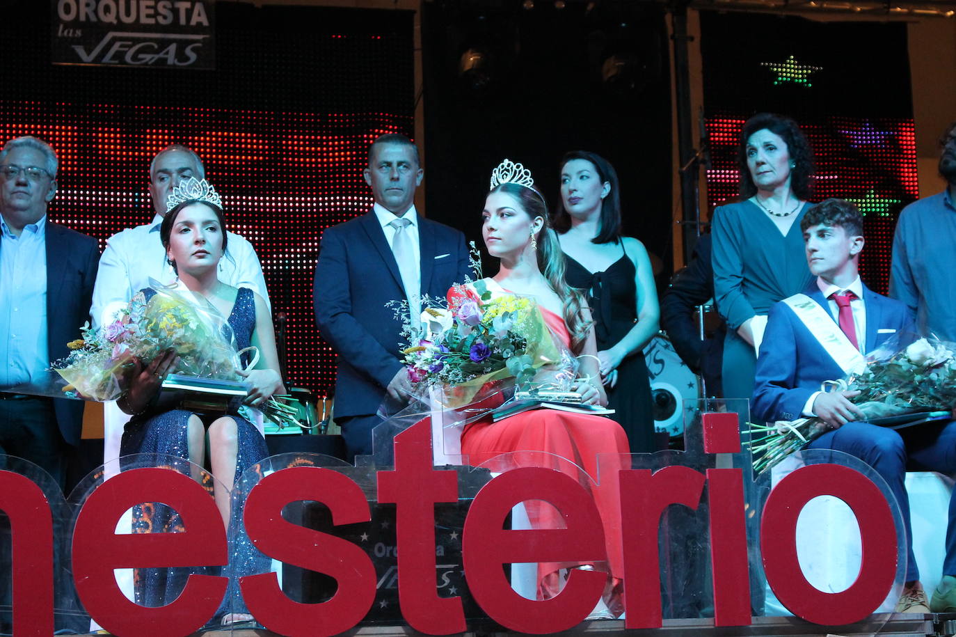 La Agrupación de Bomberos Voluntarios de Monesterio dio este año el pregón inicial de las Ferias y Fiestas 