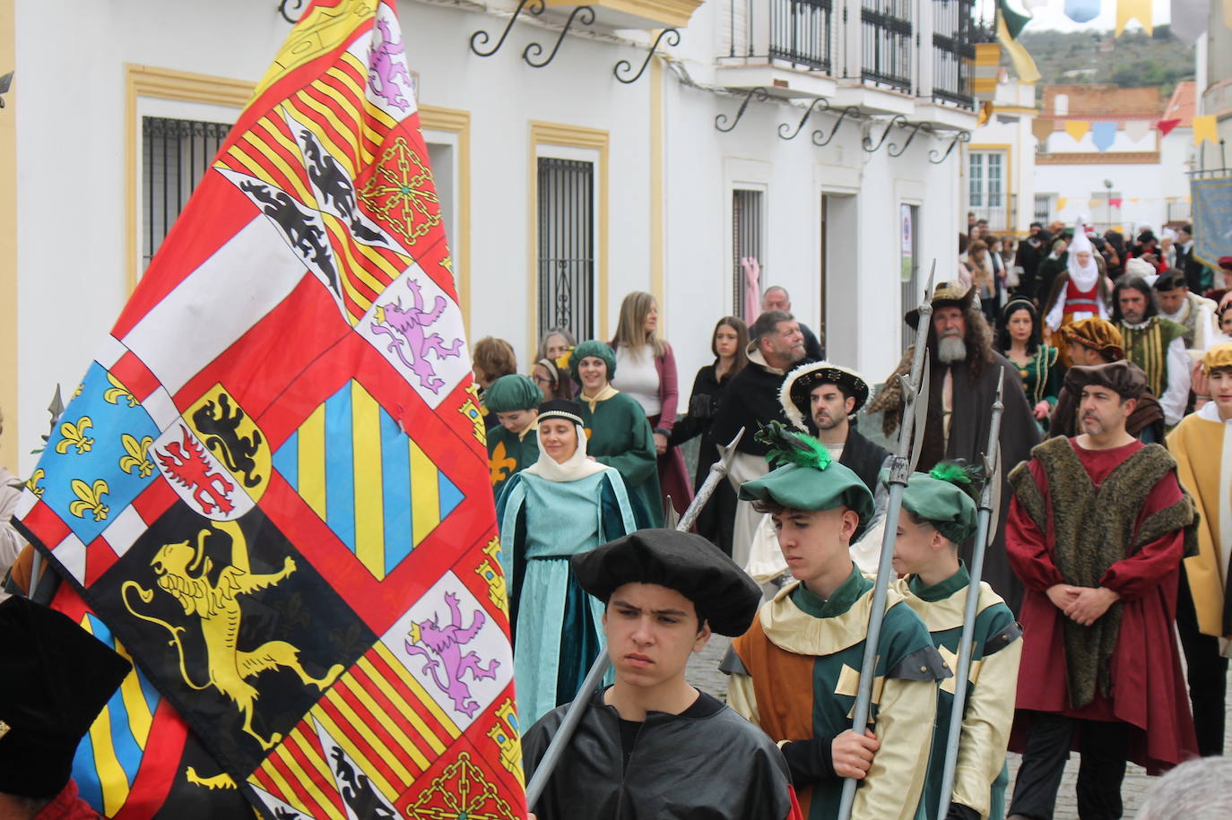 En imágenes, el II recibimiento de Carlos V en Monesterio