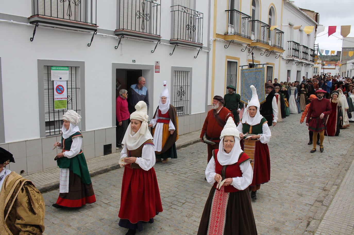 En imágenes, el II recibimiento de Carlos V en Monesterio