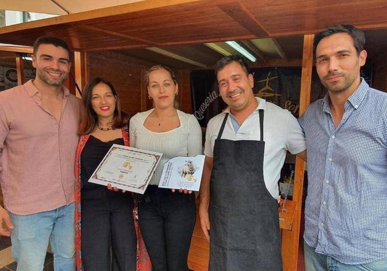 Los valverdeños eligen dos quesos de Monesterio como los mejores de su Feria