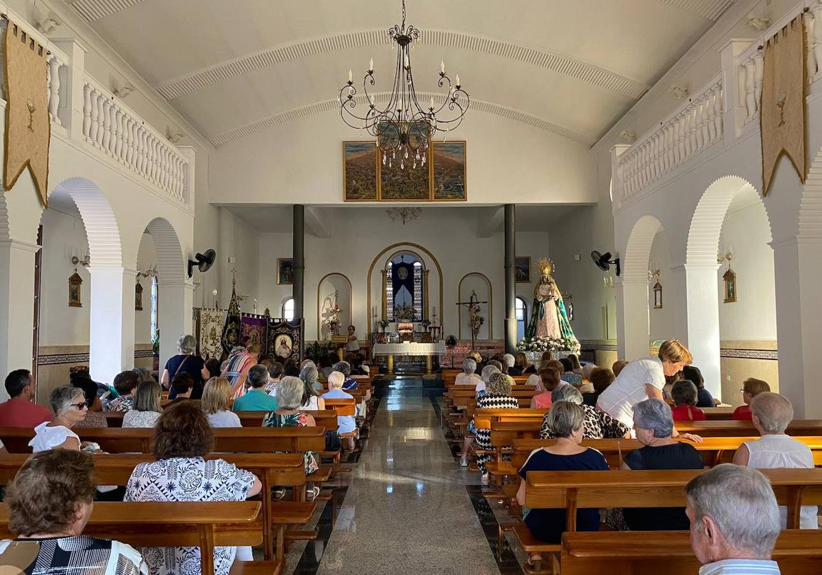 Diferentes colectivos protagonizan la novena en honor a la Virgen de Tentudía