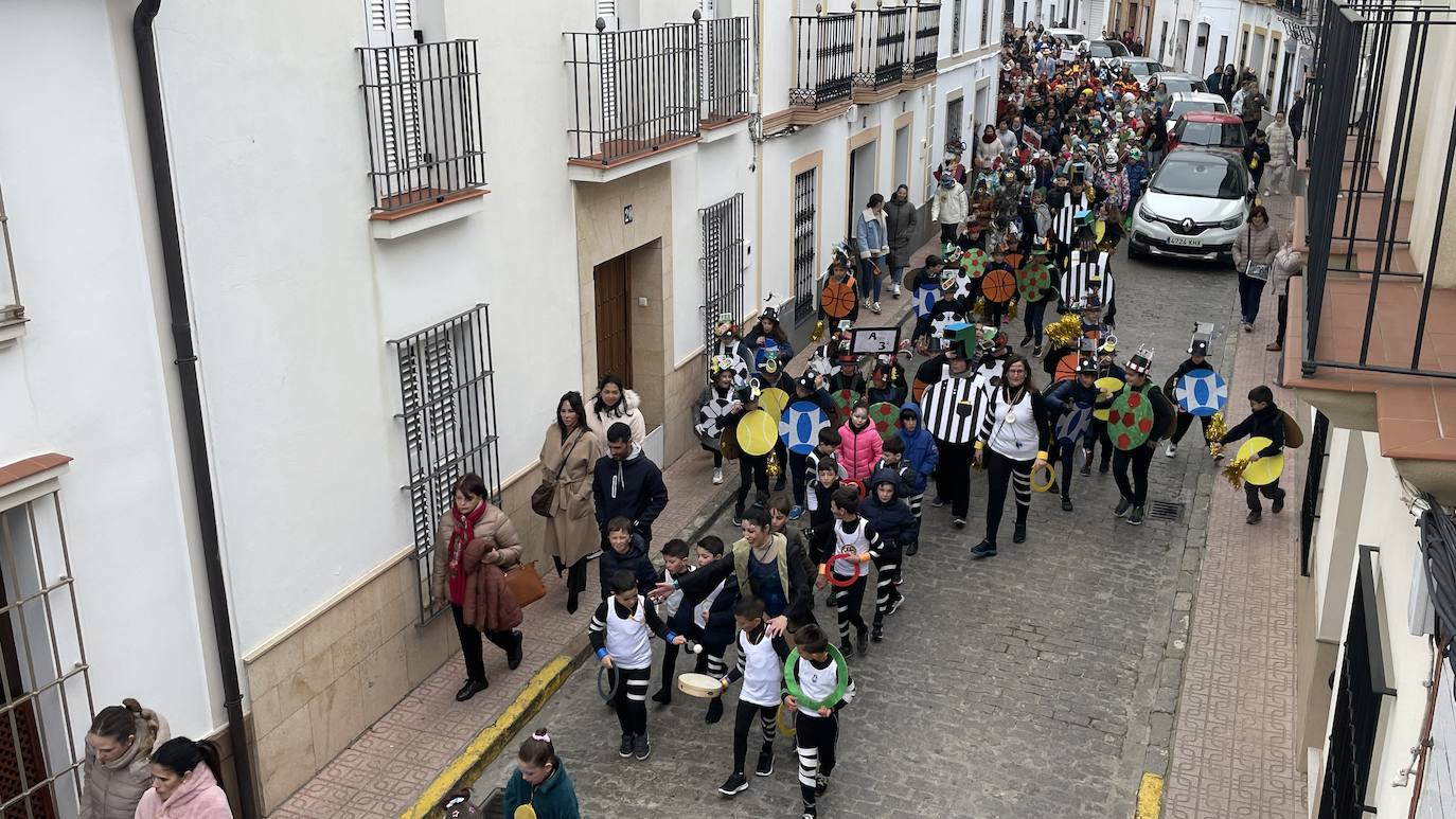 Los más pequeños de la casa inauguran el carnaval en Monesterio