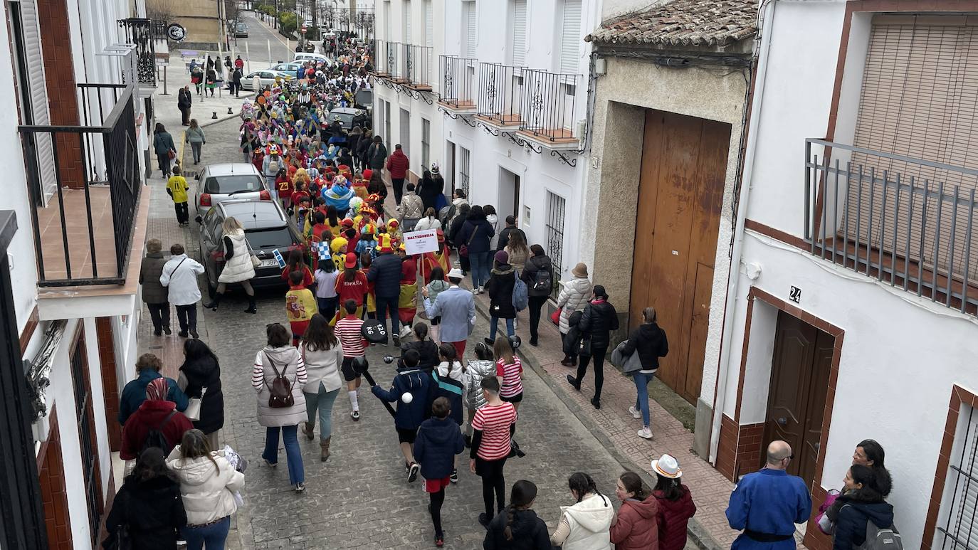 Los más pequeños de la casa inauguran el carnaval en Monesterio