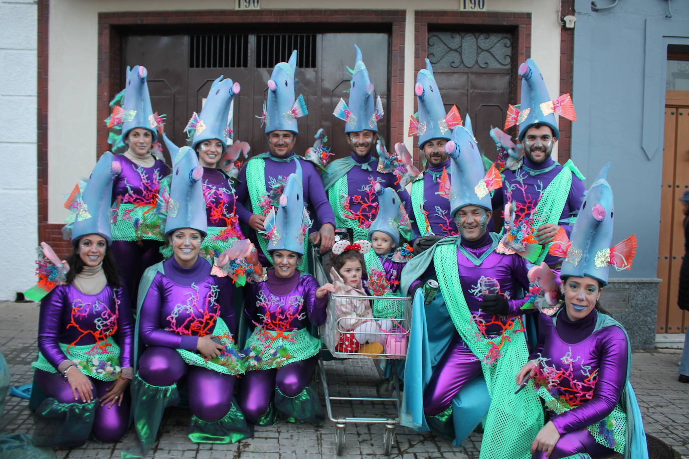 En imágenes, el pasacalles popular del Carnaval de Monesterio (Parte III)