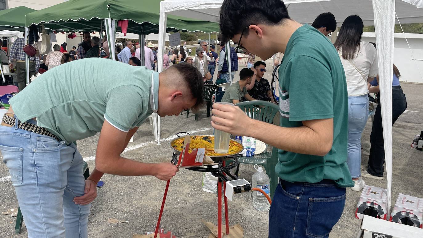 Monesterio da la bienvenida a la primavera con un concurso de paellas (II)