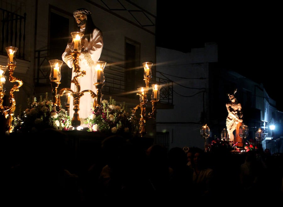 Imágenes del Señor Cautivo y Amarrado a la Columna en la procesiión dle pasado año 