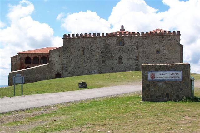 Monasterio de Tentudía, uno de los principales puntos turísticos de la comarca CEDIDA